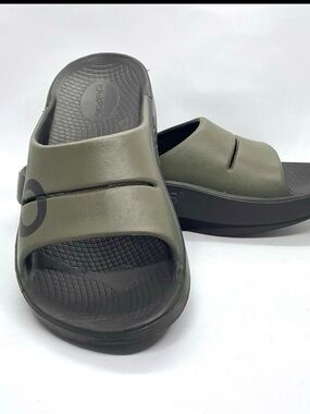 Oofos Ooahh Sport Slide Sandals Men’s 6 Women’s 8 Tactical Green Black Recovery